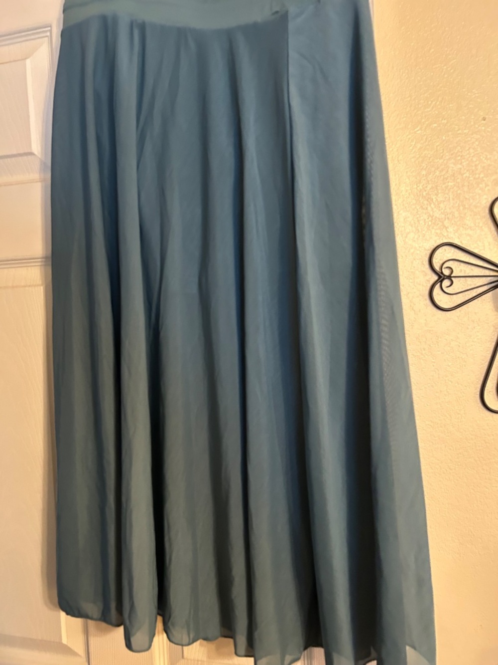 NWOT Halara greenish blue skirt - Picture 2 of 3